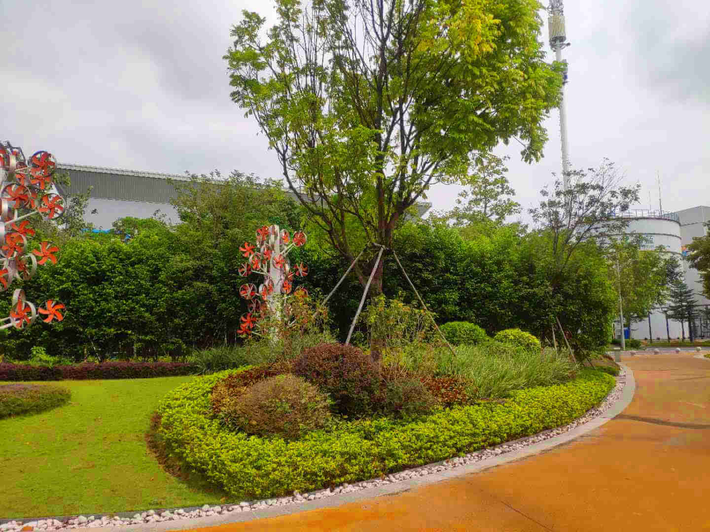 小區(qū)綠化養(yǎng)護